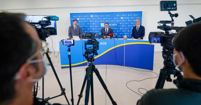Prof. Christian Helmenstein, LR Ludwig Schleritzko, Vorstand Wolfgang Viehauser