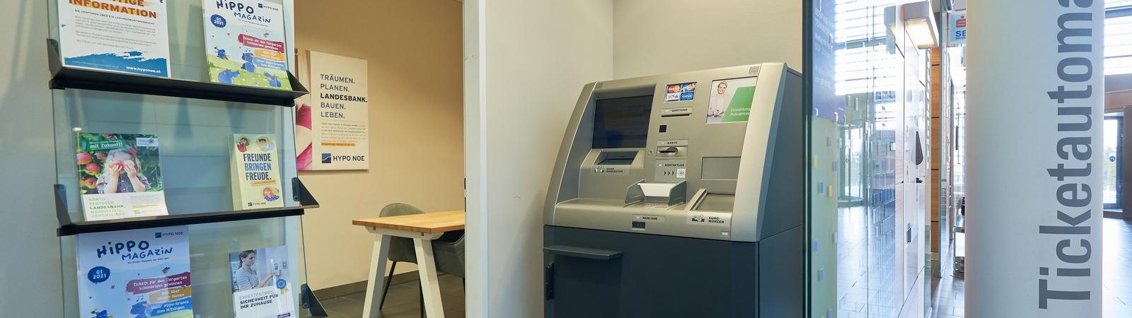 Ansicht der HYPO NOE Filiale Zwettl im Landesklinikum Zwettl