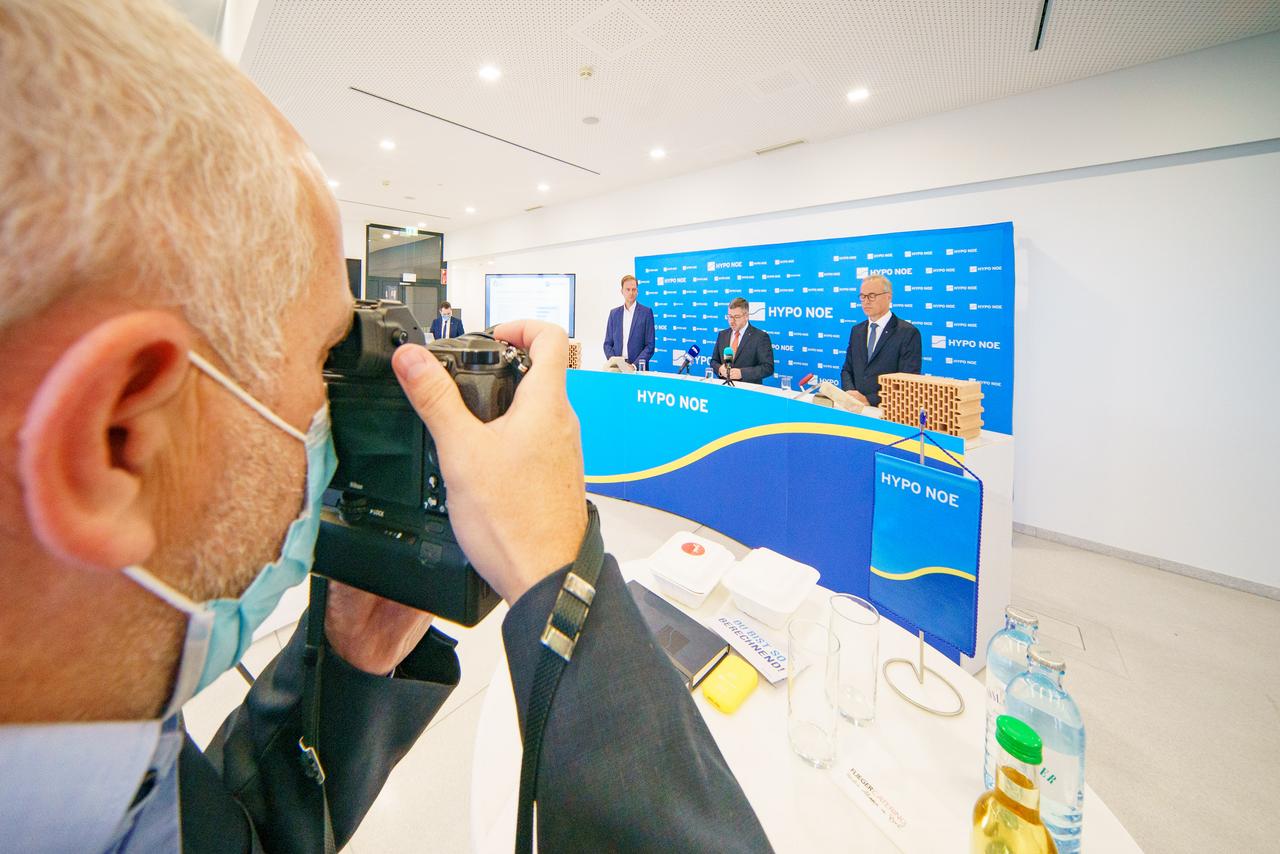 Bild 12 von 19 – Album Pressekonferenz Wohnrechner.at