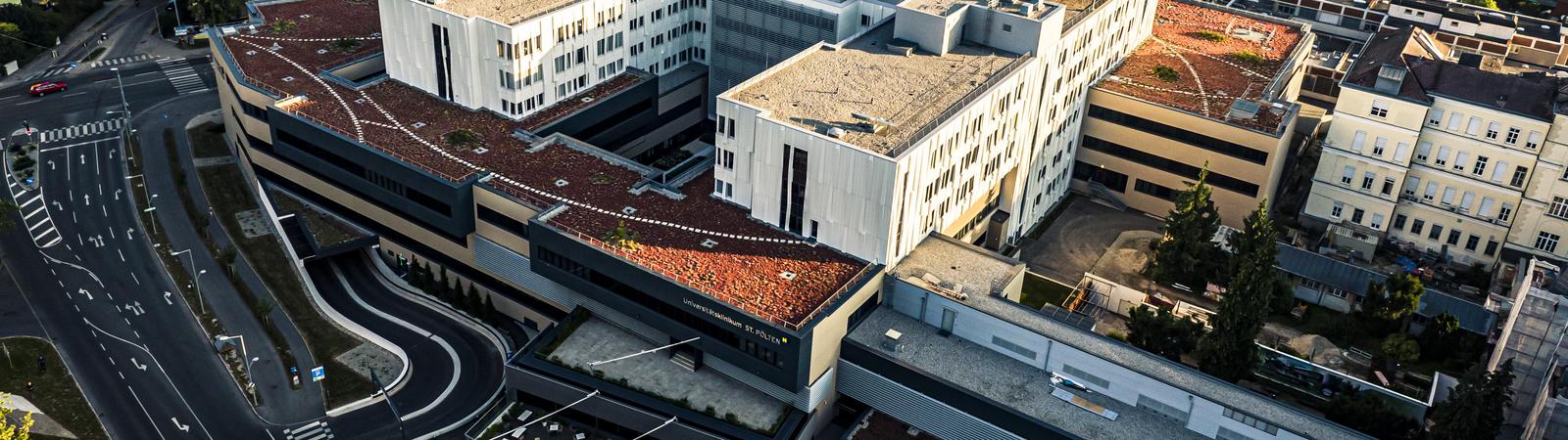 Luftaufnahme des Universitätsklinikums St. Pölten